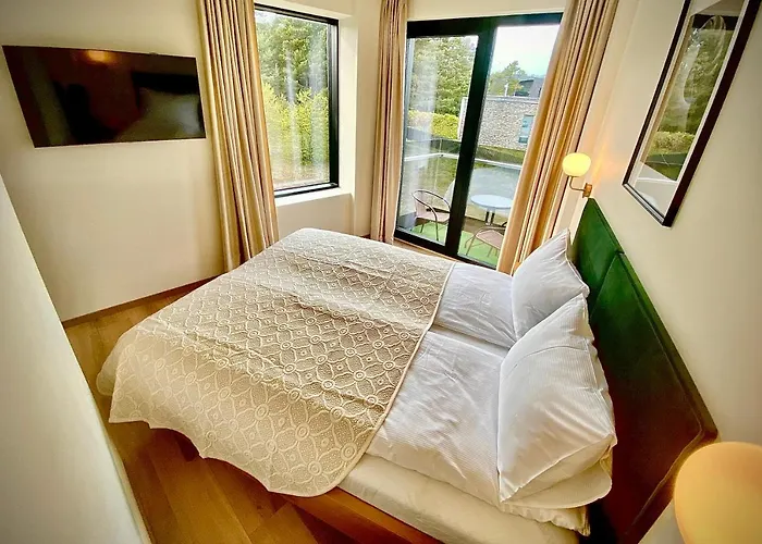 מלון דירות Sirena 3*