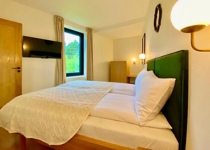 מלון דירות Sirena 3*