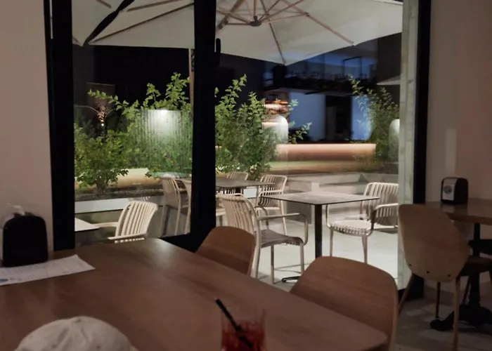 Sirena 3* פלאנגה